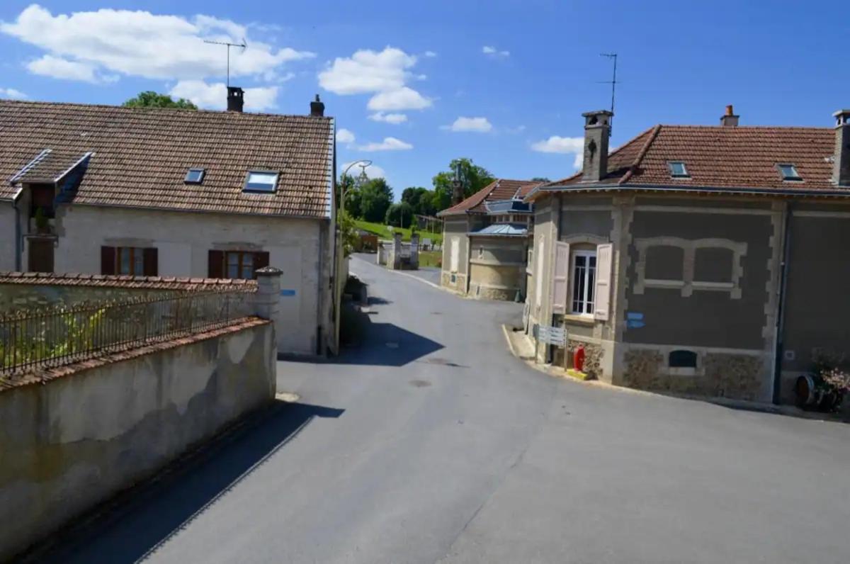 Agreable Maison Petit Jardin A 7 Minutes De Reims Pargny-les-Reims Luaran gambar