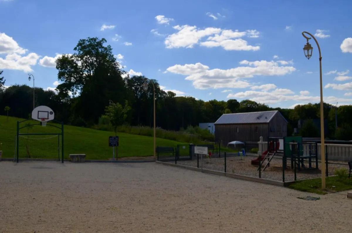 Agreable Maison Petit Jardin A 7 Minutes De Reims Pargny-les-Reims Luaran gambar